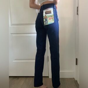 Vintage Wrangler Women's High Rise Jeans - Dark Blue